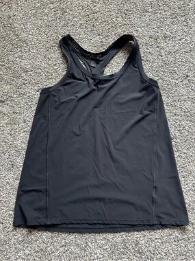 Athleta Ultimate Scoop Tank Sz XS